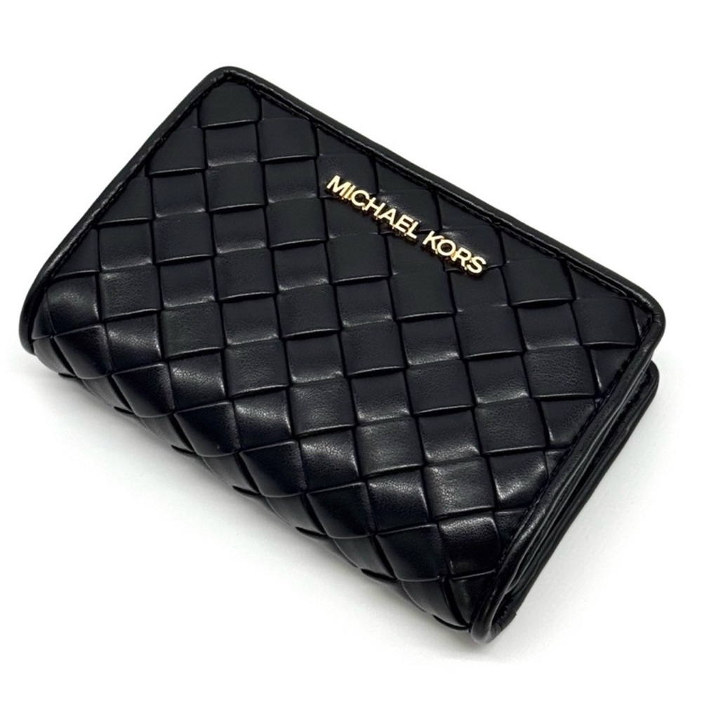Michael Kors Medium Quilted Bifold Zip Chain Wallet Black